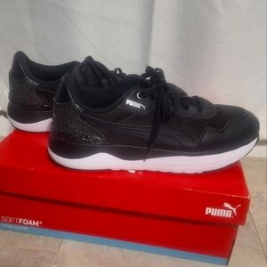 Brand New Womens Puma Black Voyage Astro-Size 11